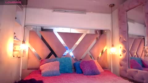 princessa_charlotte online show from 20, 6, 2026