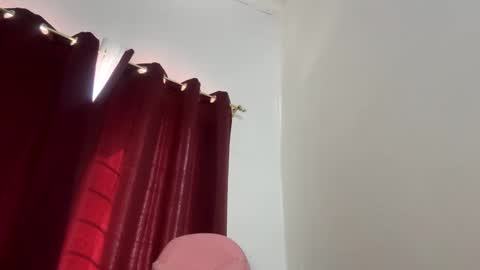 princessaliana online show from 20, 1, 2025