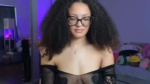 Snapshot of princessamberrrxo chatting on 12, 9, 2025 Amber online show from 12, 9, 2025