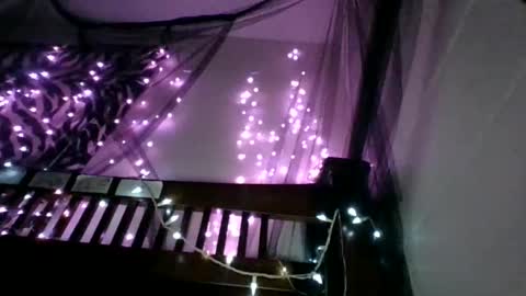 Snapshot of princesshollylove chatting on 30, 10, 2025 Holly love online show from 30, 10, 2025