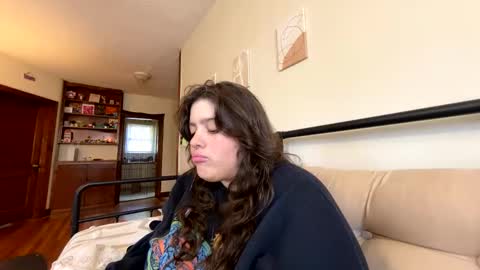 Snapshot of princesslaylaa chatting on 4, 11, 2025 princessviccxo online show from 4, 11, 2025