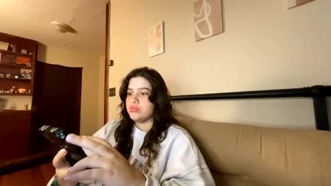 Snapshot of princesslaylaa chatting on 26, 11, 2025 princessviccxo online show from 26, 11, 2025