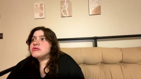 Snapshot of princesslaylaa chatting on 4, 12, 2025 princessviccxo online show from 4, 12, 2025