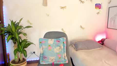 princessluna_14 online show from 17, 3, 2026