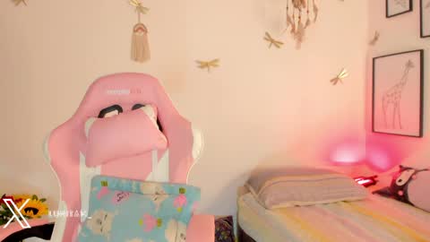 princessluna_14 online show from 29, 5, 2026