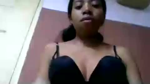 prisca880319 online show from 17, 7, 2026