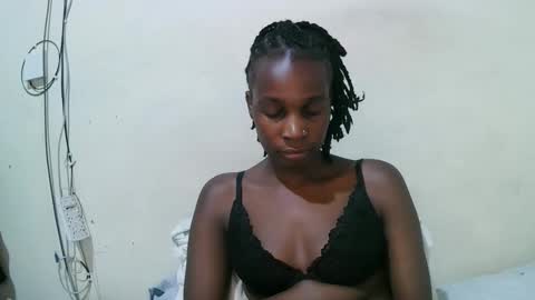 pritty_amber online show from 7, 4, 2026