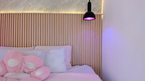 Profana Red online show from 12, 3, 2026