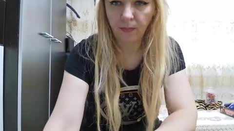 Pryncess sweety online show from 2, 3, 2026