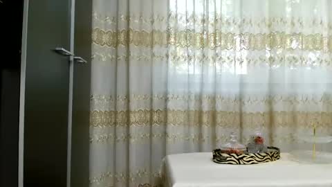 Pryncess sweety online show from 6, 7, 2026