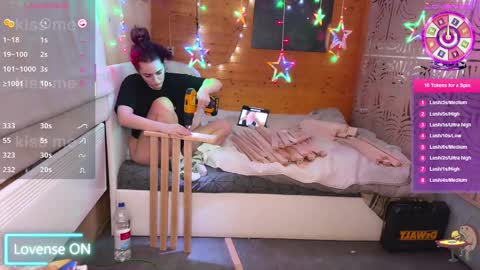 Queen of Pain online show from 10, 2, 2025