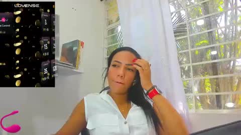 Snapshot of psique_naughty2 chatting on 18, 1, 2025 psique_naughty2 online show from 18, 1, 2025
