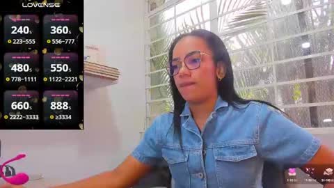 Snapshot of psique_naughty2 chatting on 8, 2, 2025 psique_naughty2 online show from 8, 2, 2025