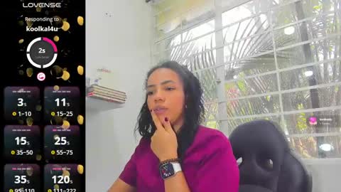 Snapshot of psique_naughty2 chatting on 19, 2, 2025 psique_naughty2 online show from 19, 2, 2025