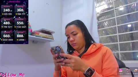 Snapshot of psique_naughty2 chatting on 16, 10, 2025 psique_naughty2 online show from 16, 10, 2025
