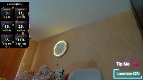 psique_naughty2 online show from 8, 4, 2026