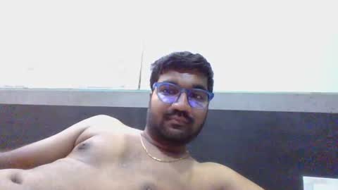 Snapshot of ptl1711 chatting on 5, 10, 2025 ptl1711 online show from 5, 10, 2025