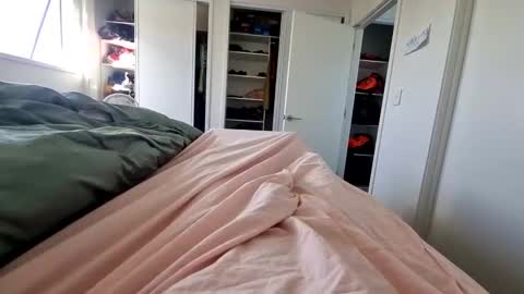 Public online show from 5, 12, 2025