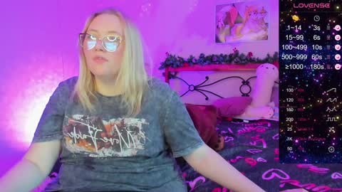 puffybun online show from 17, 12, 2024