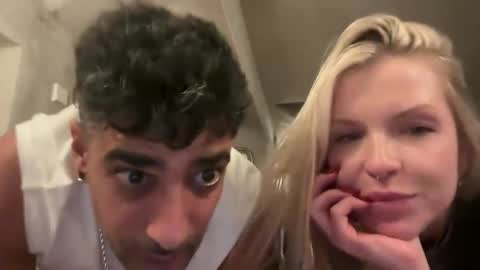 Snapshot of punchbanana chatting on 11, 11, 2025 punchbanana online show from 11, 11, 2025