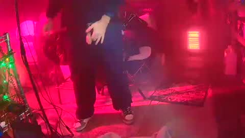 Snapshot of punkrunr083 chatting on 13, 2, 2025 punkrunr083 online show from 13, 2, 2025