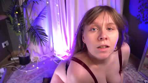 Snapshot of pure_dirt chatting on 20, 2, 2026 constant schedule Wednesday Friday Saturday Sunday The Rosemarie online show from 20, 2, 2026