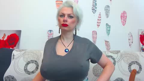 Snapshot of pure_seduce_wow chatting on 16, 2, 2026 Goldie online show from 16, 2, 2026