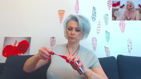 Snapshot of pure_seduce_wow chatting on 16, 4, 2026 Goldie online show from 16, 4, 2026