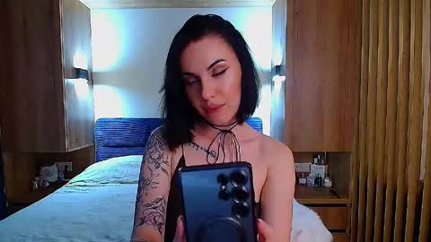 Julia online show from 6, 6, 2026