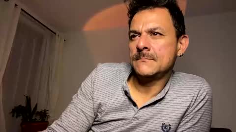 Snapshot of puro_love chatting on 11, 2, 2026 Puro Love online show from 11, 2, 2026