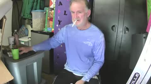 Snapshot of pussy_licker0127 chatting on 11, 12, 2024 Mark online show from 11, 12, 2024