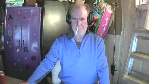 Snapshot of pussy_licker0127 chatting on 24, 2, 2025 Mark online show from 24, 2, 2025