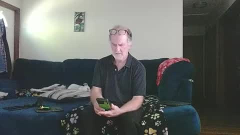 Snapshot of pussy_licker0127 chatting on 29, 9, 2025 Mark online show from 29, 9, 2025