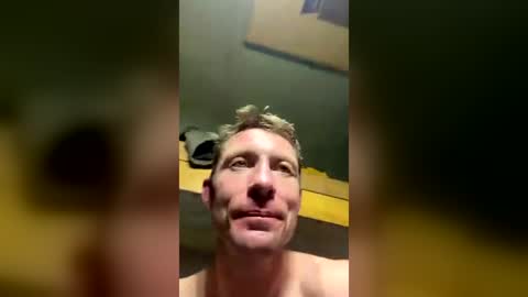 Snapshot of pussybountyhunterr chatting on 18, 6, 2026 pussybountyhunterr online show from 18, 6, 2026