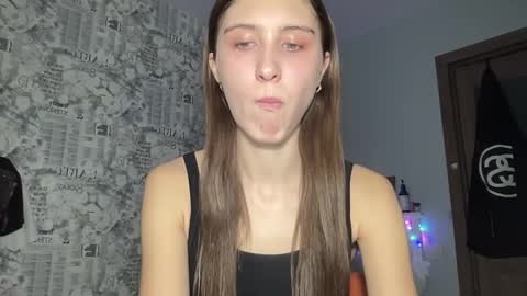 Snapshot of pussygir007 chatting on 6, 2, 2025 pussygirl007 online show from 6, 2, 2025