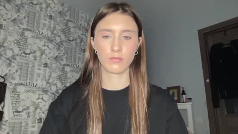 Snapshot of pussygir007 chatting on 13, 2, 2025 pussygirl007 online show from 13, 2, 2025