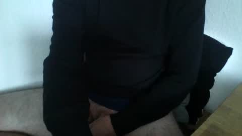 Snapshot of qandnotu chatting on 13, 10, 2025 qandnotu online show from 13, 10, 2025