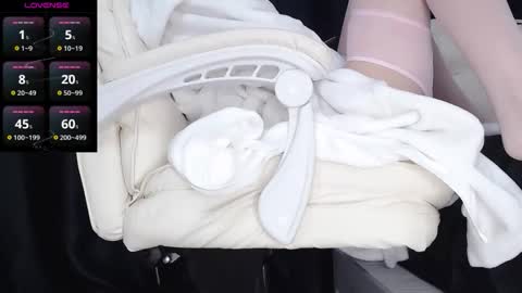 Snapshot of qianqian_ chatting on 30, 10, 2025 qianqian_ online show from 30, 10, 2025