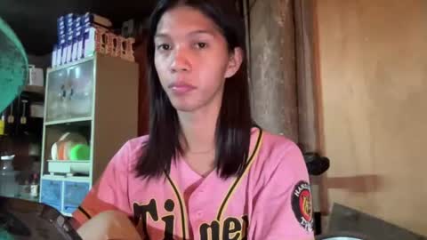 Snapshot of qn_jeshelle chatting on 22, 7, 2026 SimplePetite Astrid28 online show from 22, 7, 2026