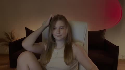 Snapshot of qt_nymph chatting on 2, 2, 2025 Ariel online show from 2, 2, 2025