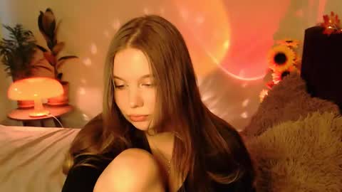 Snapshot of qt_nymph chatting on 31, 10, 2025 Ariel online show from 31, 10, 2025