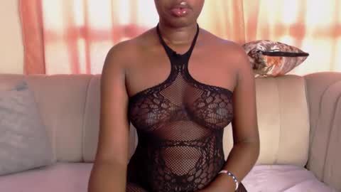 Snapshot of quaine_ryleighn chatting on 9, 9, 2025 RYLEIGHN online show from 9, 9, 2025