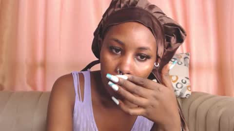 Snapshot of quaine_ryleighn chatting on 6, 10, 2025 RYLEIGHN online show from 6, 10, 2025