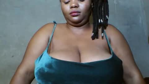 queen2302 online show from 6, 4, 2026