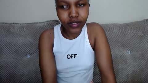 queen_900 online show from 4, 2, 2026