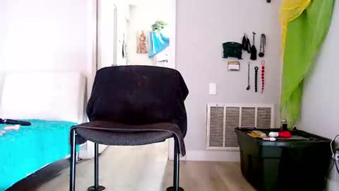 QnAnitaDix online show from 28, 6, 2026