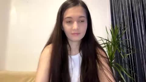 Snapshot of queen_chatur chatting on 23, 1, 2025 Viktoria online show from 23, 1, 2025