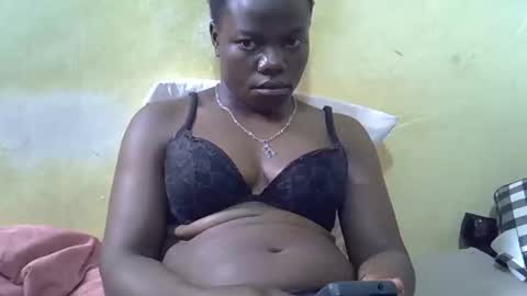 Snapshot of queen_darling3 chatting on 28, 4, 2026 Gentrix online show from 28, 4, 2026