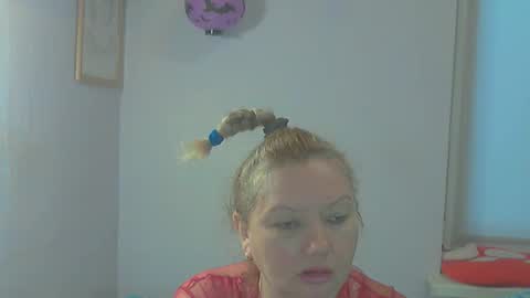 Snapshot of queen_jane8 chatting on 18, 2, 2026 queen_jane8 online show from 18, 2, 2026