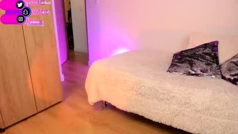 Snapshot of queen_liana chatting on 20, 12, 2024 Liana online show from 20, 12, 2024